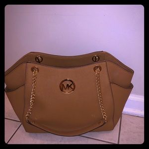 Gorgeous Michael Kors bag